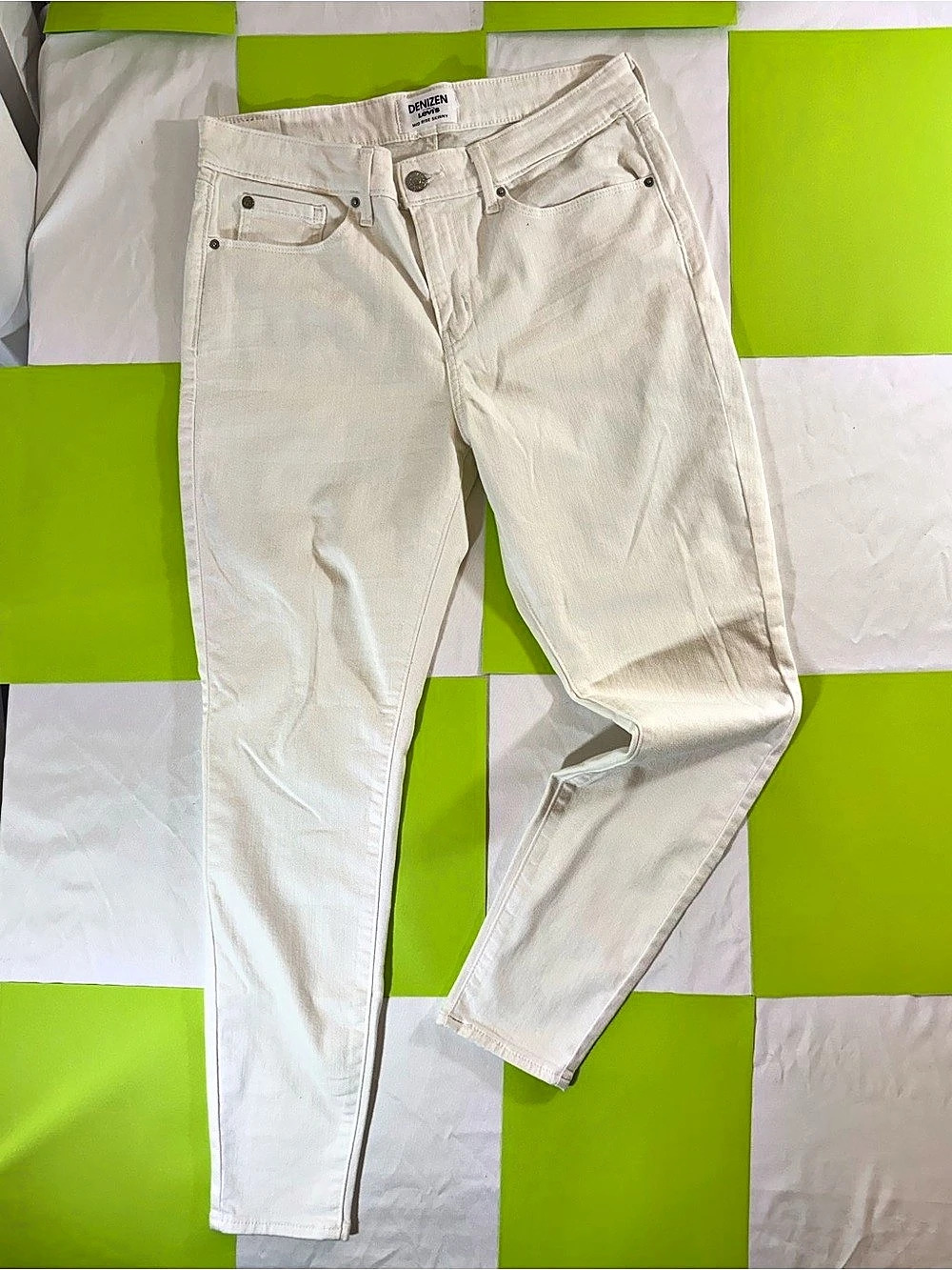 Levi's Denizen Levi's Mid Rise Skinny Jeans in White Waist 30 Length 30